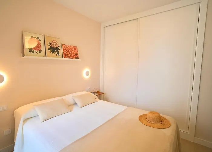 Minimalist Canteras * 大加那利岛拉斯帕尔马斯